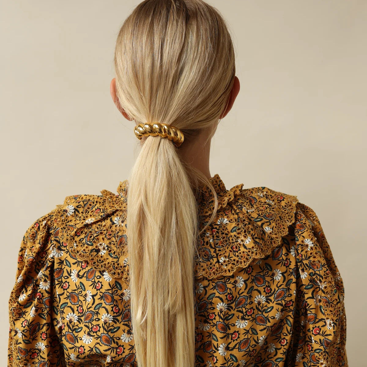 Stainless steel 18k gold-plated ponytail holder