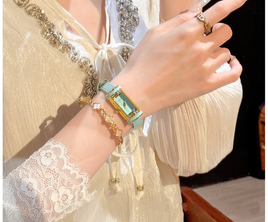 Vintage Luxury Square Leather Quartz Watch