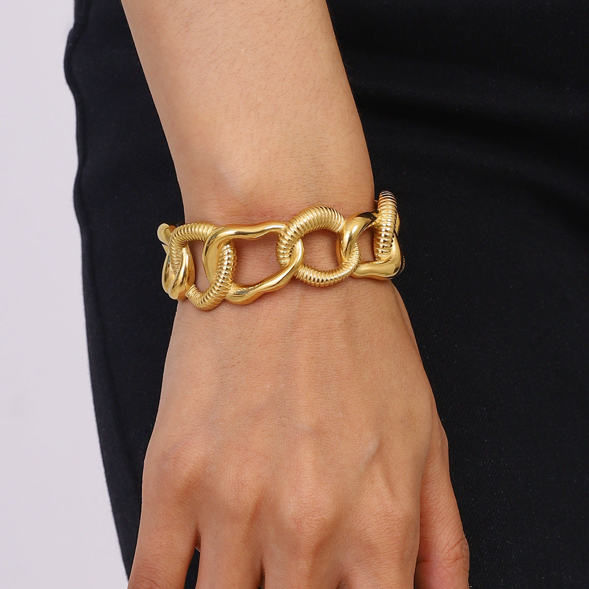 Stainless steel 18k gold-plated open-ended bracelet