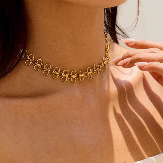 Stainless steel 18k gold-plated four-leaf clover collarbone chain