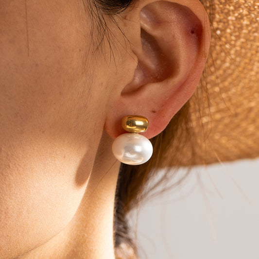 Stainless steel 18k gold-plated pearl earrings