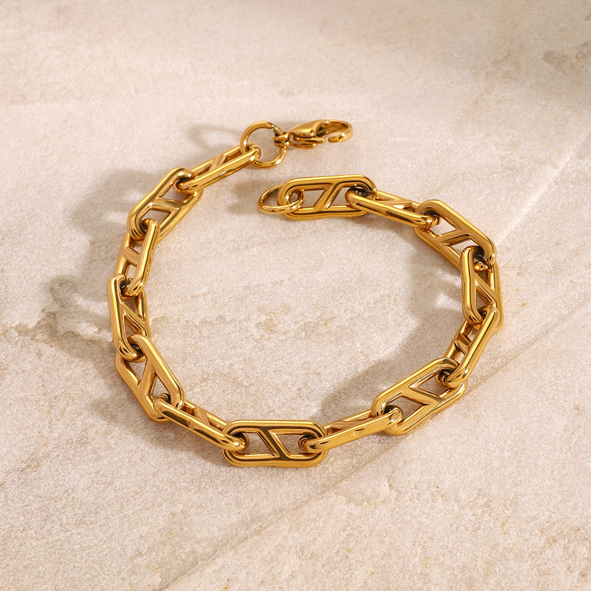 Stainless steel 18k gold-plated chain bracelet
